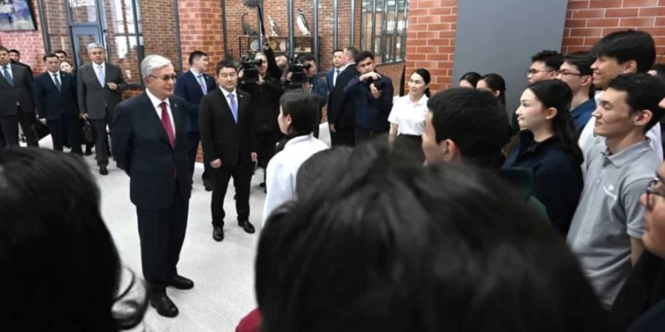 Мемлекет басшысы жастарды келешектің кепілі саналатын сапалы білім алуға шақырды