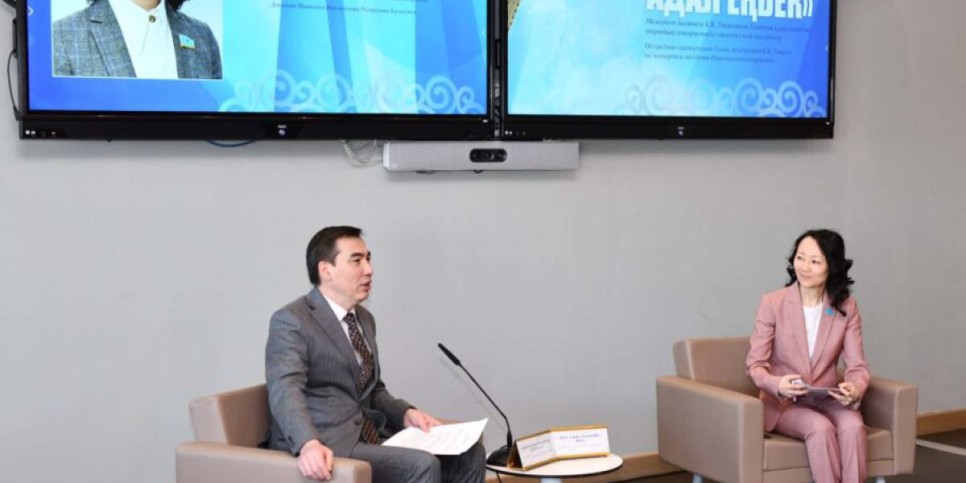 «Адал азамат – Адал еңбек» атты  дәріс өтті