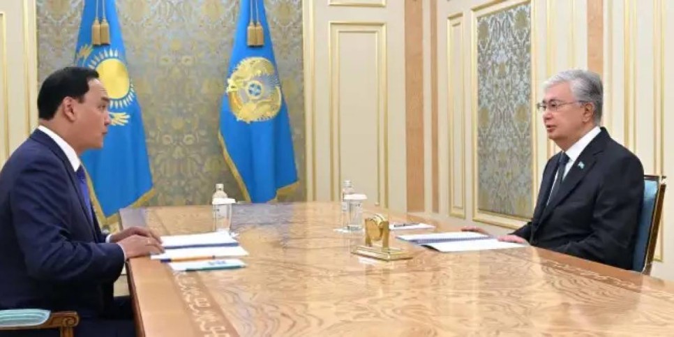 Президент Жамбыл облысының әкімі Ербол Қарашөкеевті қабылдады