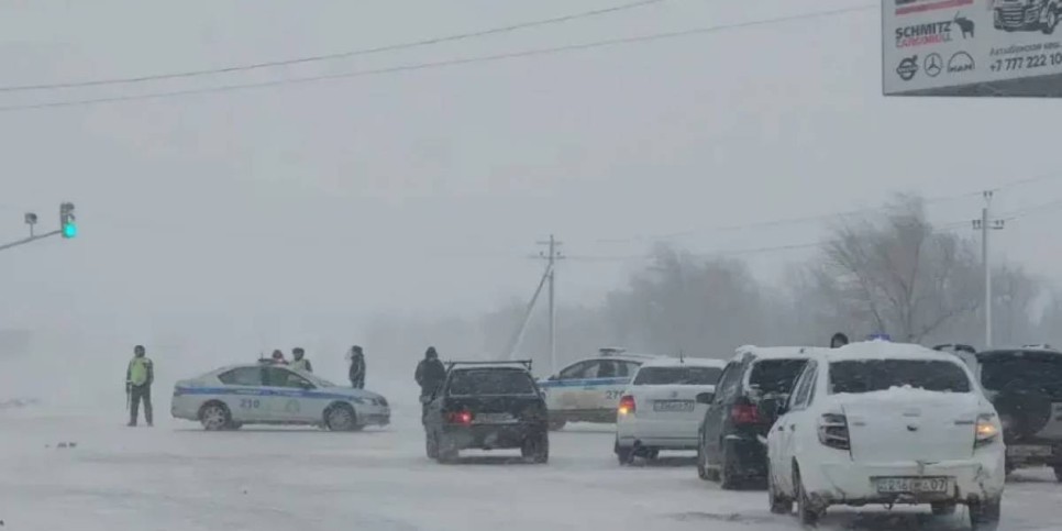 Боранға байланысты үш өңірде жол жабылды