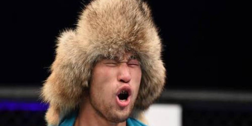 Шавқат Рахмонов UFC-дегі үшінші жекпе-жегін жеңіспен аяқтады