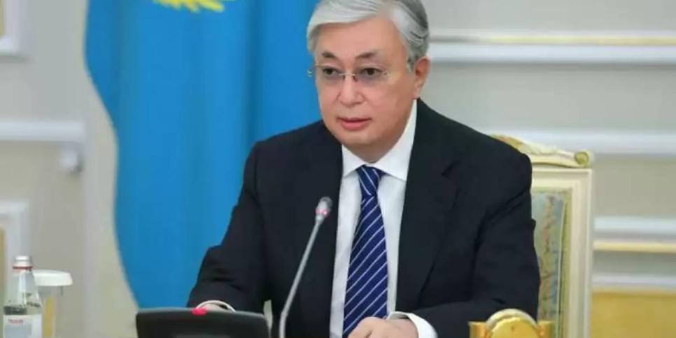 Президенттің Мәжіліс пен мәслихат депутаттарының кезектен тыс сайлауын тағайындау туралы мәлімдемесі