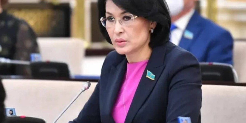 Ажар Ғинияттың орнына Ақмарал Әлназарова келді