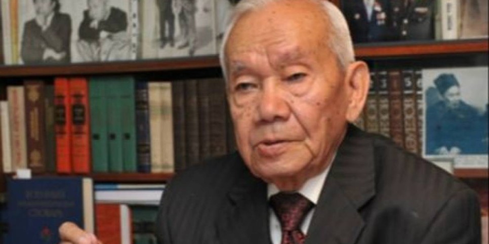 «Бұл маған келген кезде қыз емес болатын, бүгін сен қойнына жатып шық»