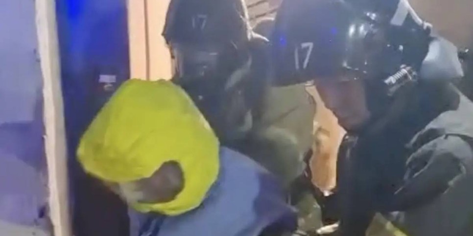 Астанада көпқабатты үйде үш адам кішкентай баласымен бірге өртеніп кете жаздады