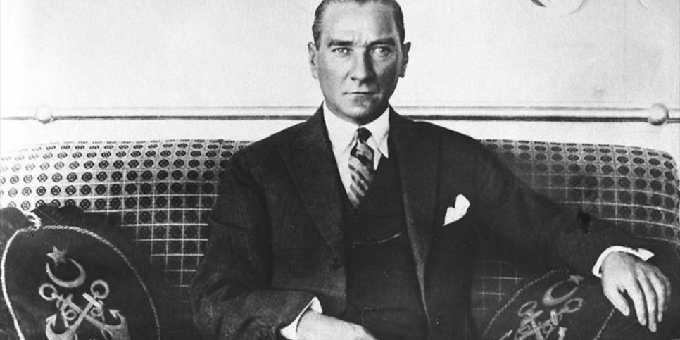 “Ататүрік белсіз болатын, себебі оған ауыр жыныстық дерт жұққан еді”