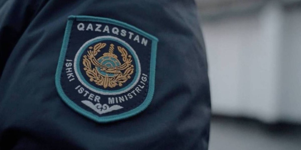 Қойшы 700 қойымен бірге құмды аумақта адасып кеткен