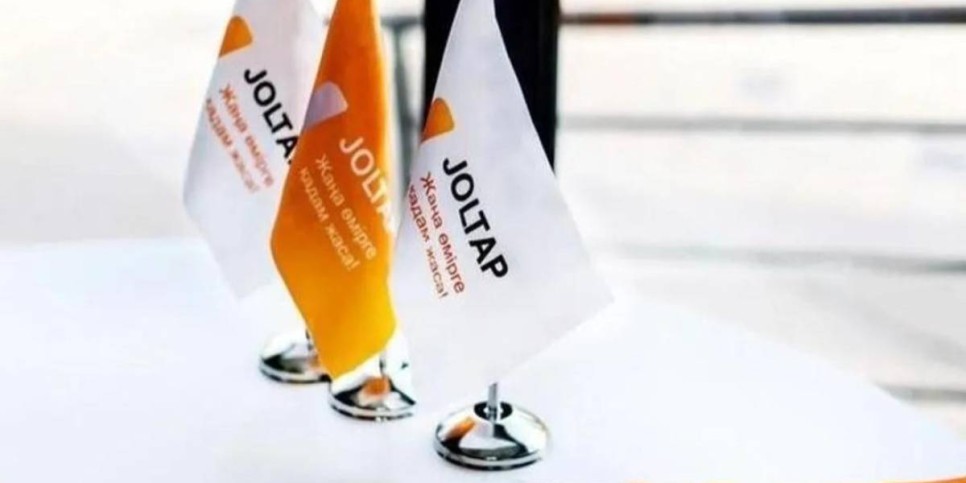 «Өз жолымды таптым»: JOLTAP жобасы көпбалалы анаға жұмыс табуға көмектесті